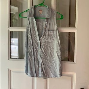 Mossimo button down relax denim shirt